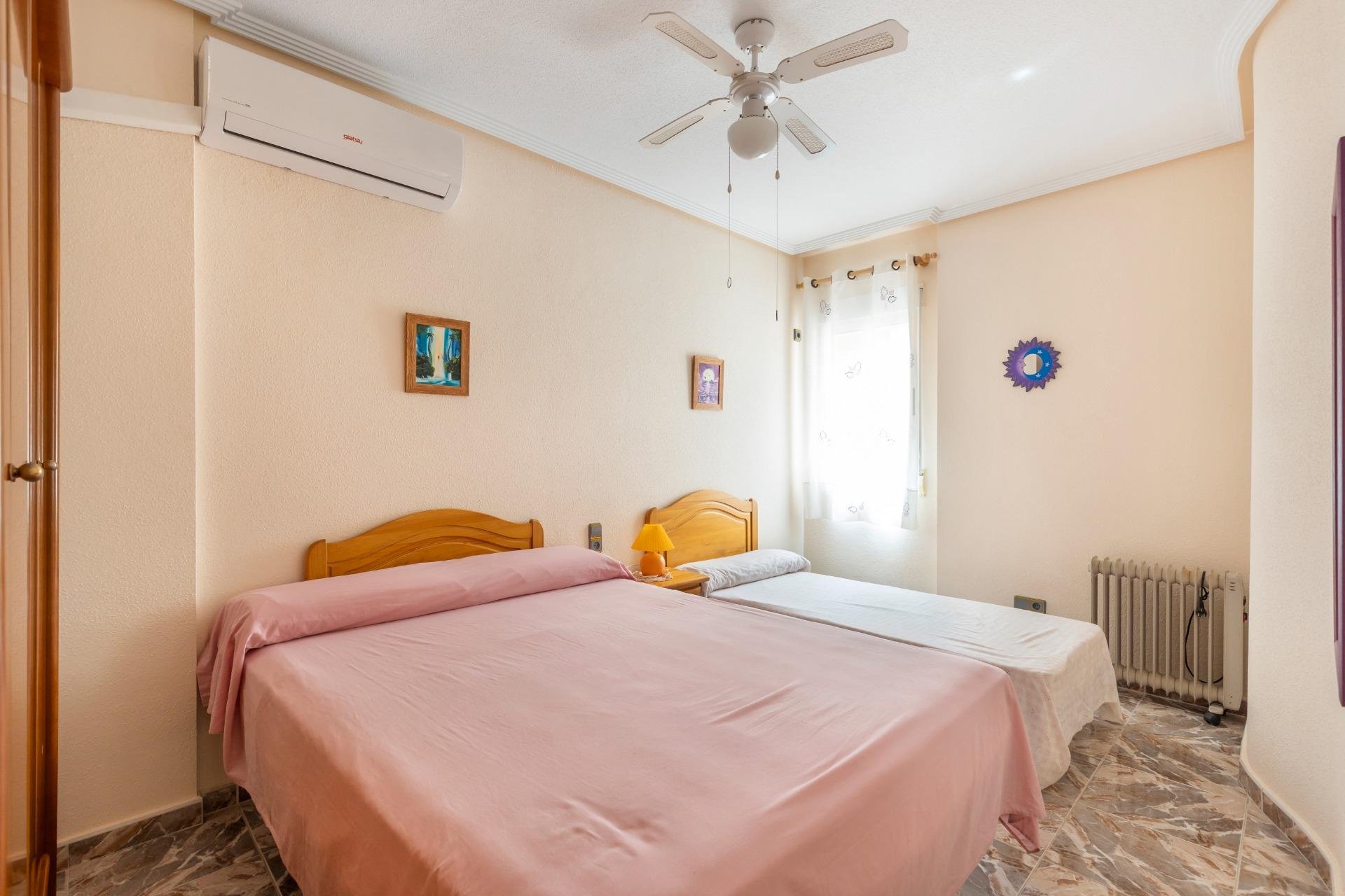 Resale - Duplex / Two-storey apartment - Los Alcazares - Centro