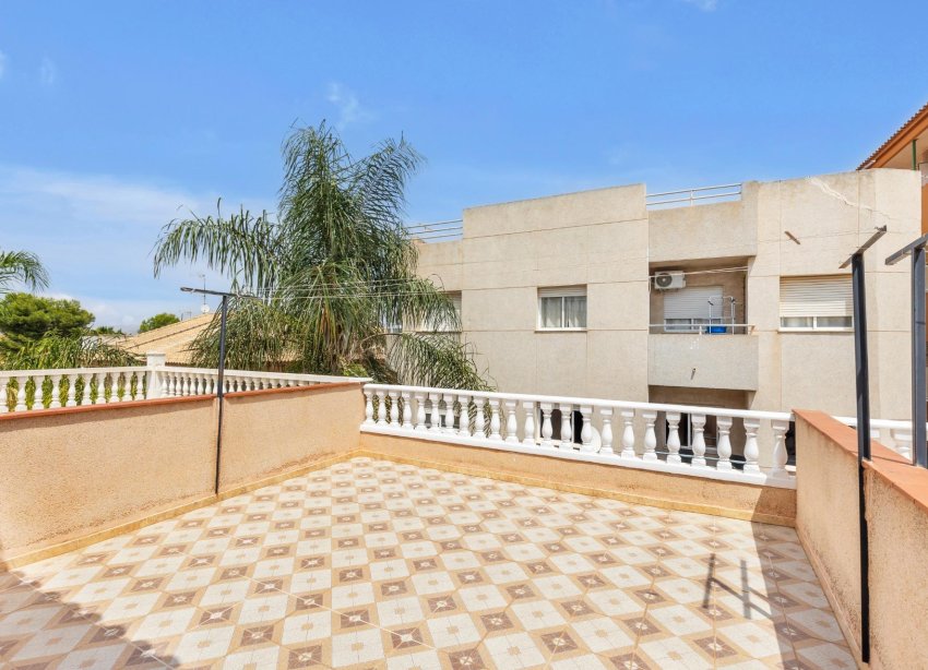 Resale - Duplex / Two-storey apartment - Los Alcazares - Centro