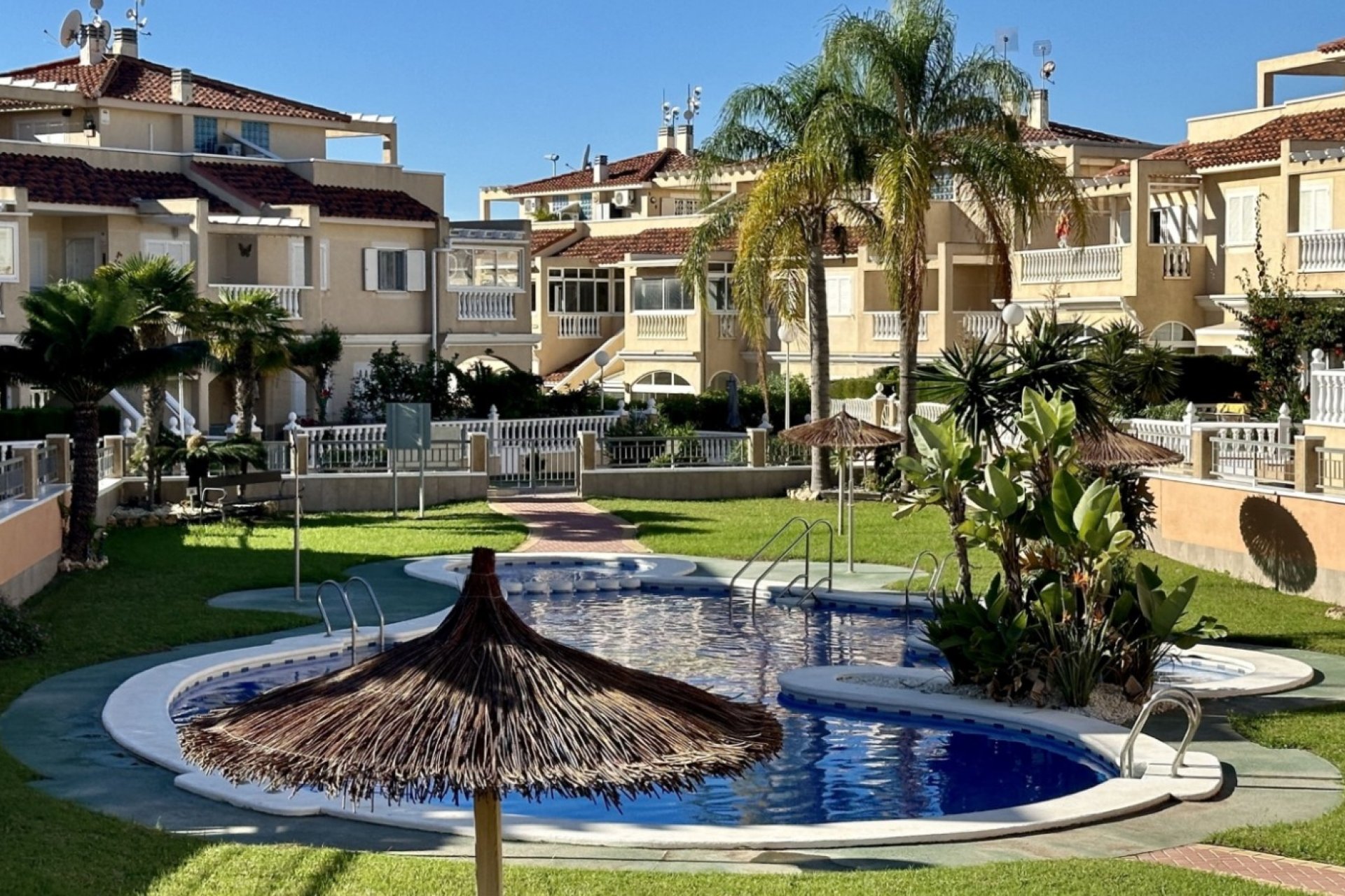 Resale - Duplex / Two-storey apartment - Orihuela Costa - Playa Flamenca