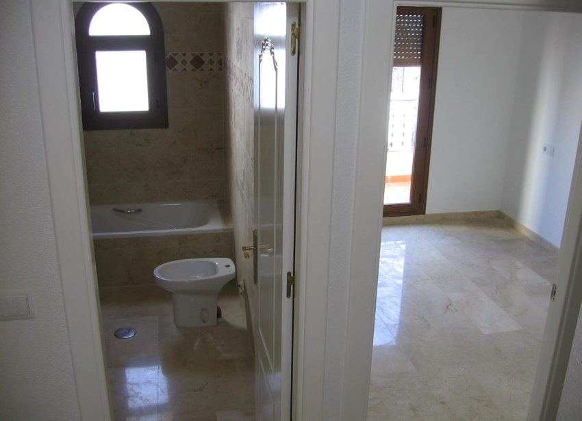 Resale - Duplex / Two-storey apartment - Orihuela Costa - Villamartín