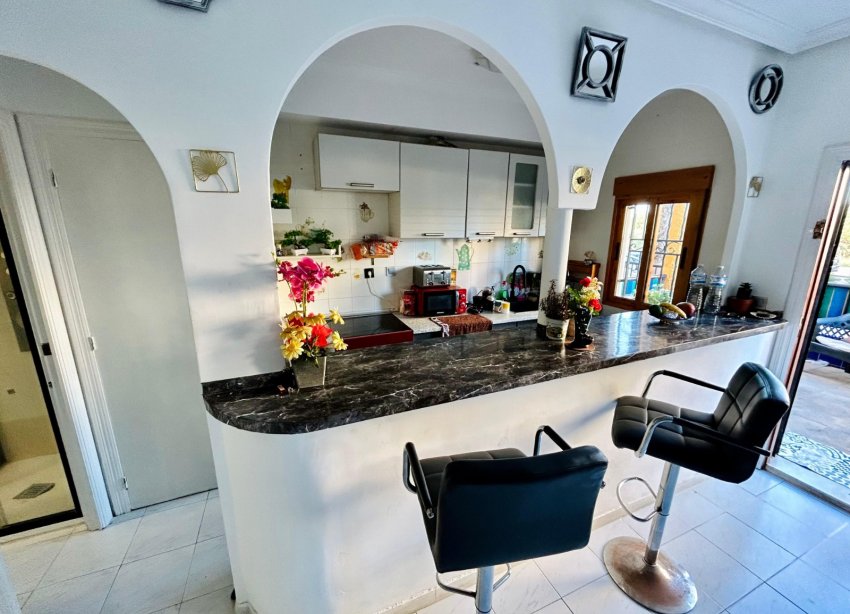 Resale - Duplex / Two-storey apartment - Torrevieja - La Mata