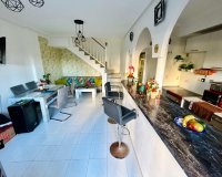 Resale - Duplex / Two-storey apartment - Torrevieja - La Mata
