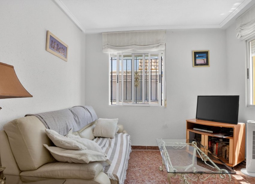 Resale - Duplex / Two-storey apartment - Torrevieja - La Siesta - El Salado - Torreta