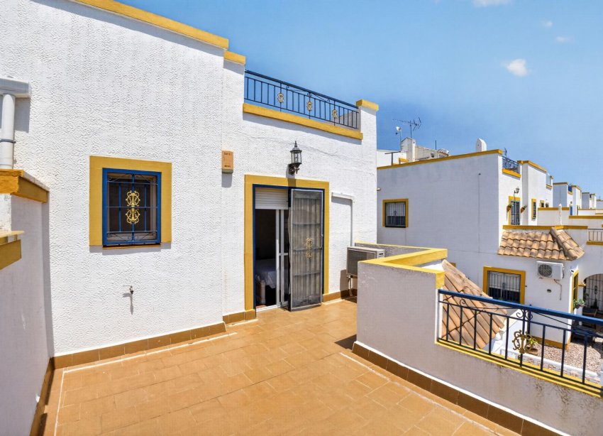 Resale - Duplex / Two-storey apartment - Torrevieja - La Siesta - El Salado - Torreta