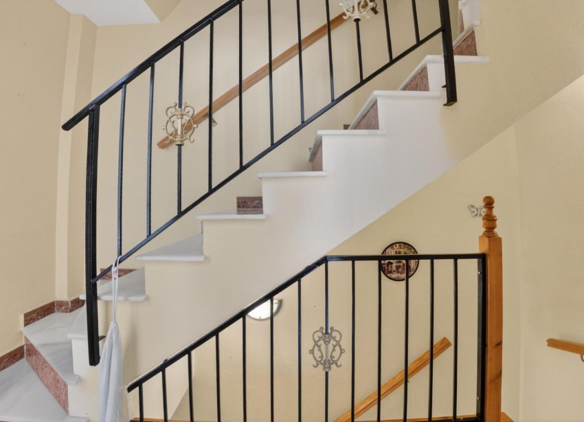 Resale - Duplex / Two-storey apartment - Torrevieja - La Siesta - El Salado - Torreta
