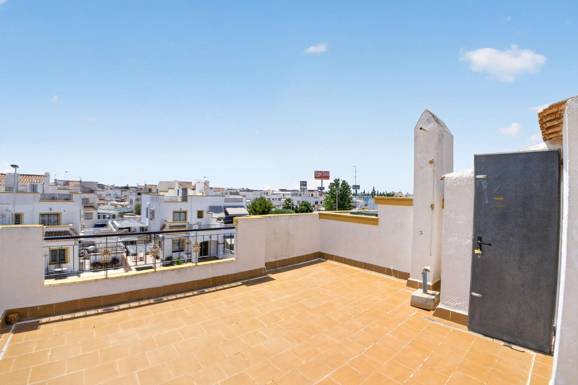 Resale - Duplex / Two-storey apartment - Torrevieja - La Siesta - El Salado - Torreta