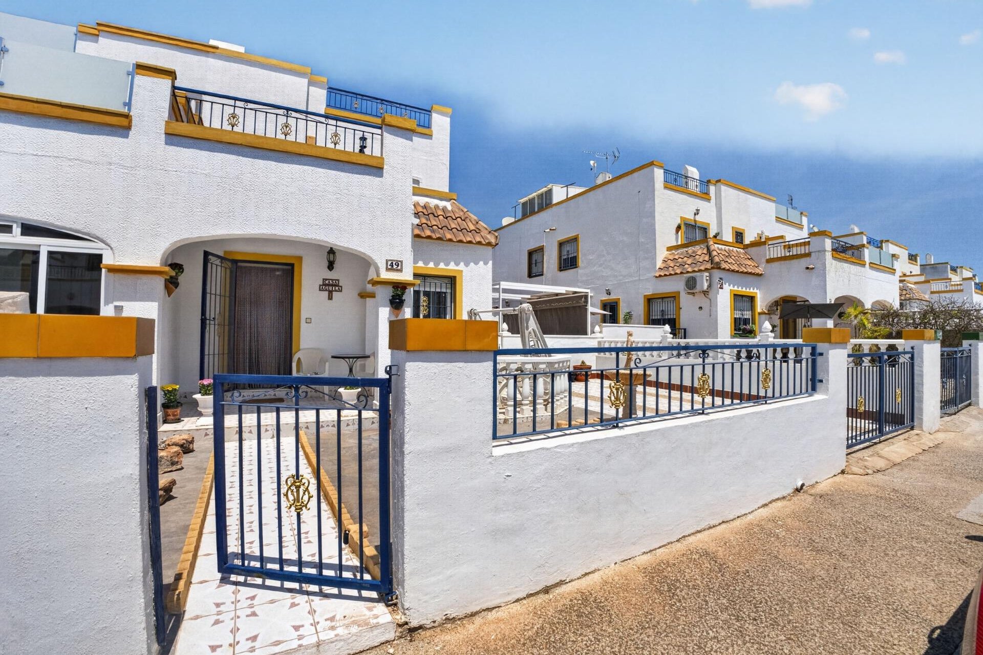 Resale - Duplex / Two-storey apartment - Torrevieja - La Siesta - El Salado - Torreta