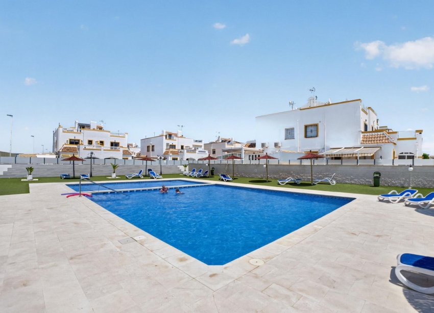 Resale - Duplex / Two-storey apartment - Torrevieja - La Siesta - El Salado - Torreta