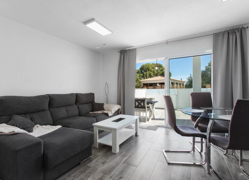 Resale - Duplex / Two-storey apartment - Torrevieja - Lago Jardin