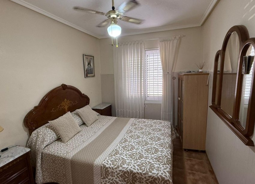 Resale - Duplex / Two-storey apartment - Torrevieja - Los Frutales
