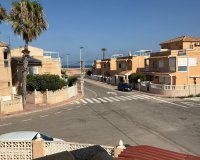 Resale - Duplex / Two-storey apartment - Torrevieja - Los Frutales