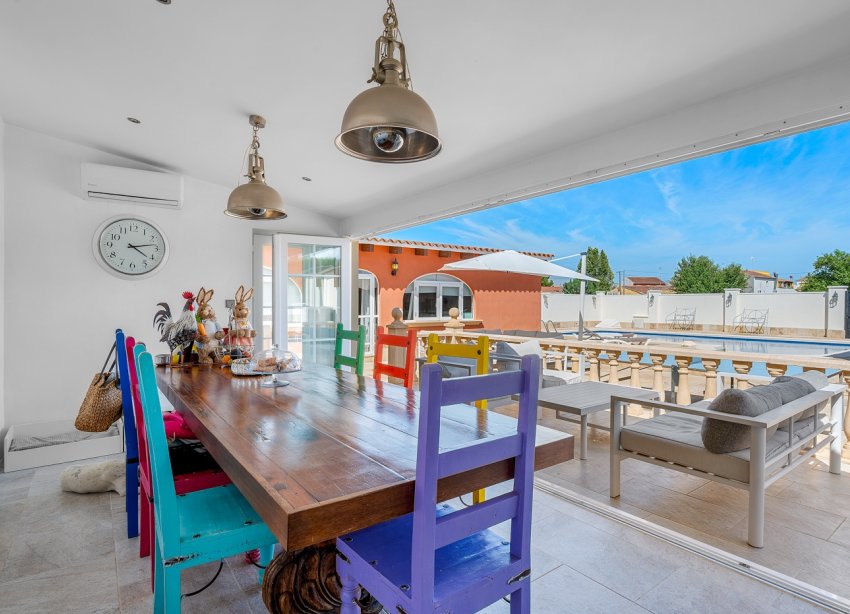 Resale - Estate / Farm / Plot - Almoradí - Las Heredades