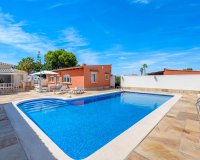 Resale - Estate / Farm / Plot - Almoradí - Las Heredades