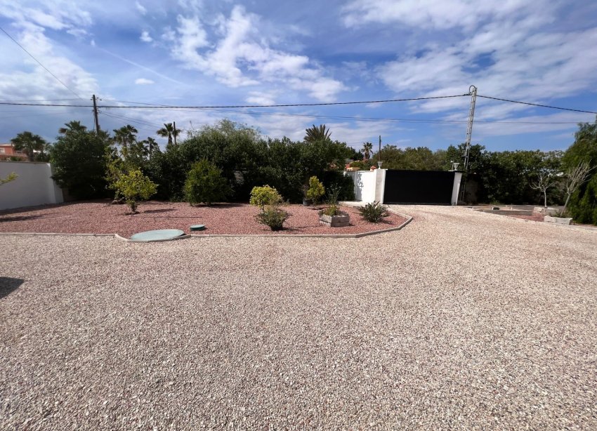 Resale - Estate / Farm / Plot - Elche Pedanías - La Marina