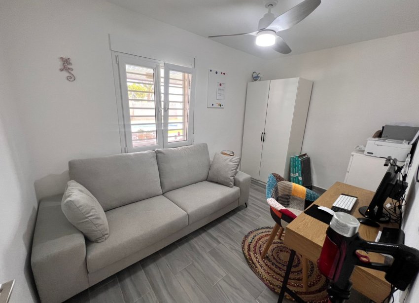 Resale - Estate / Farm / Plot - Elche Pedanías - La Marina