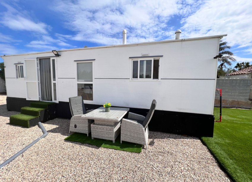 Resale - Estate / Farm / Plot - Elche Pedanías - La Marina