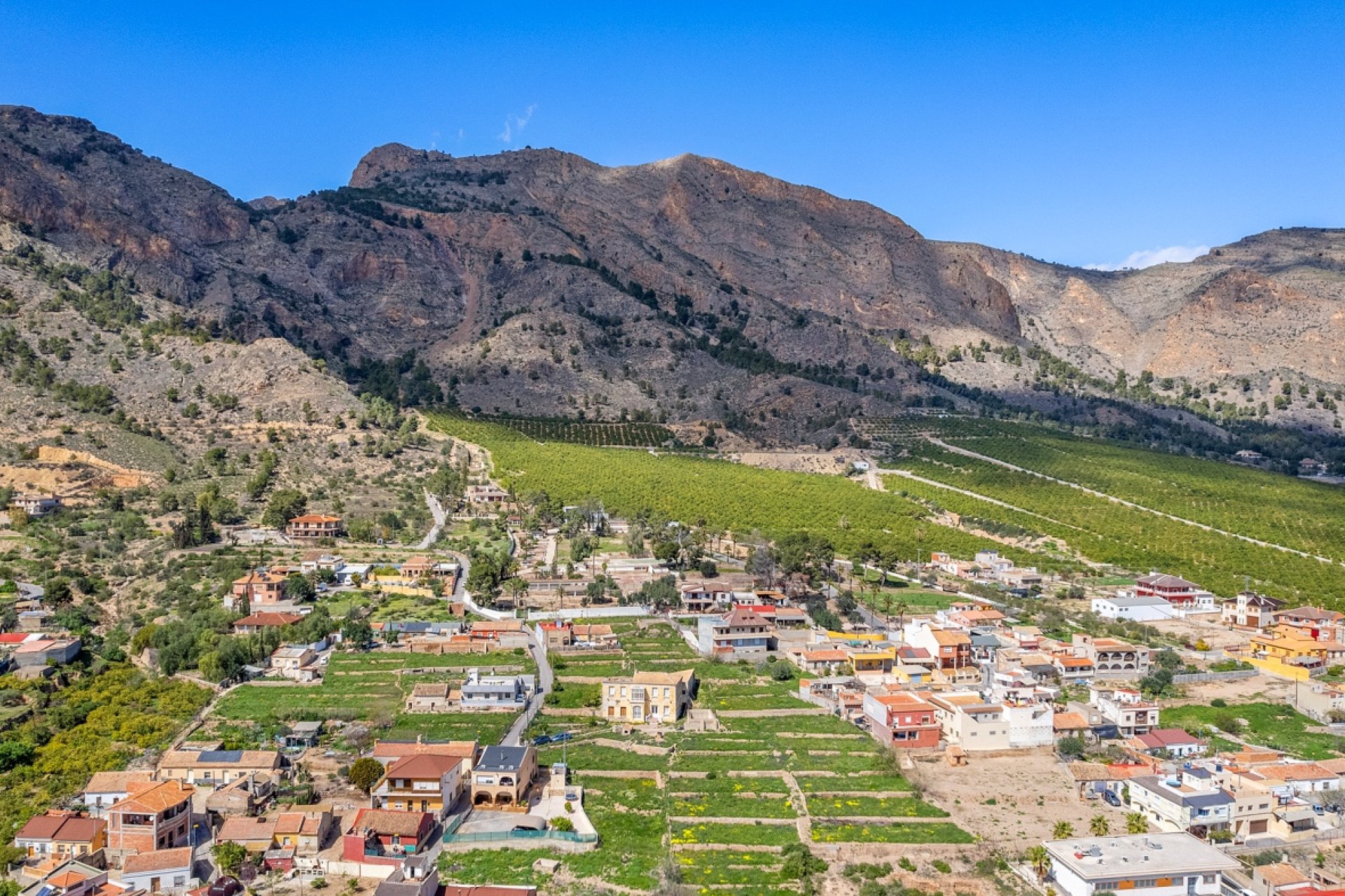 Resale - Estate / Farm / Plot - Orihuela