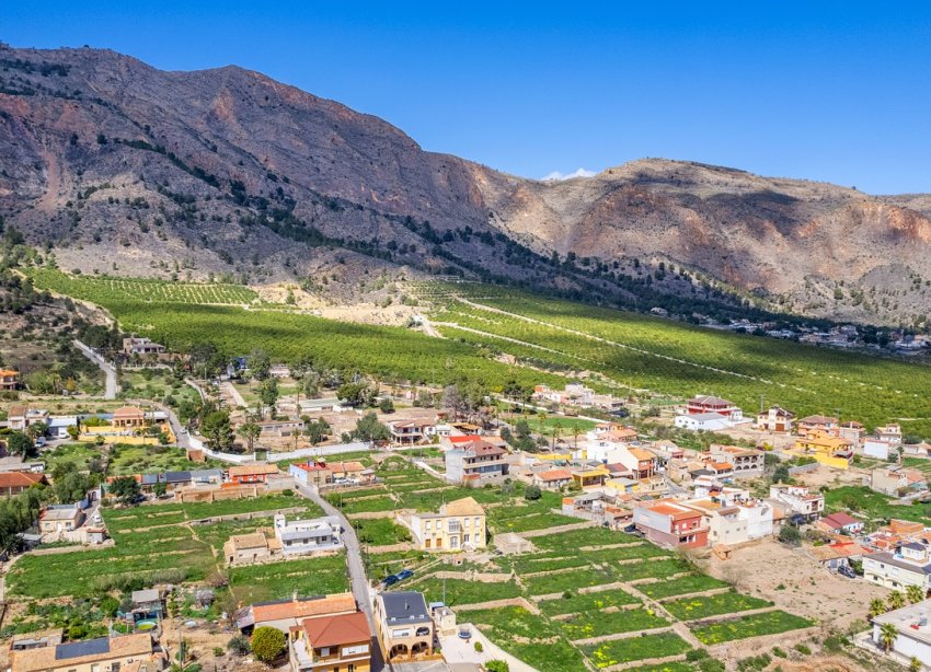 Resale - Estate / Farm / Plot - Orihuela