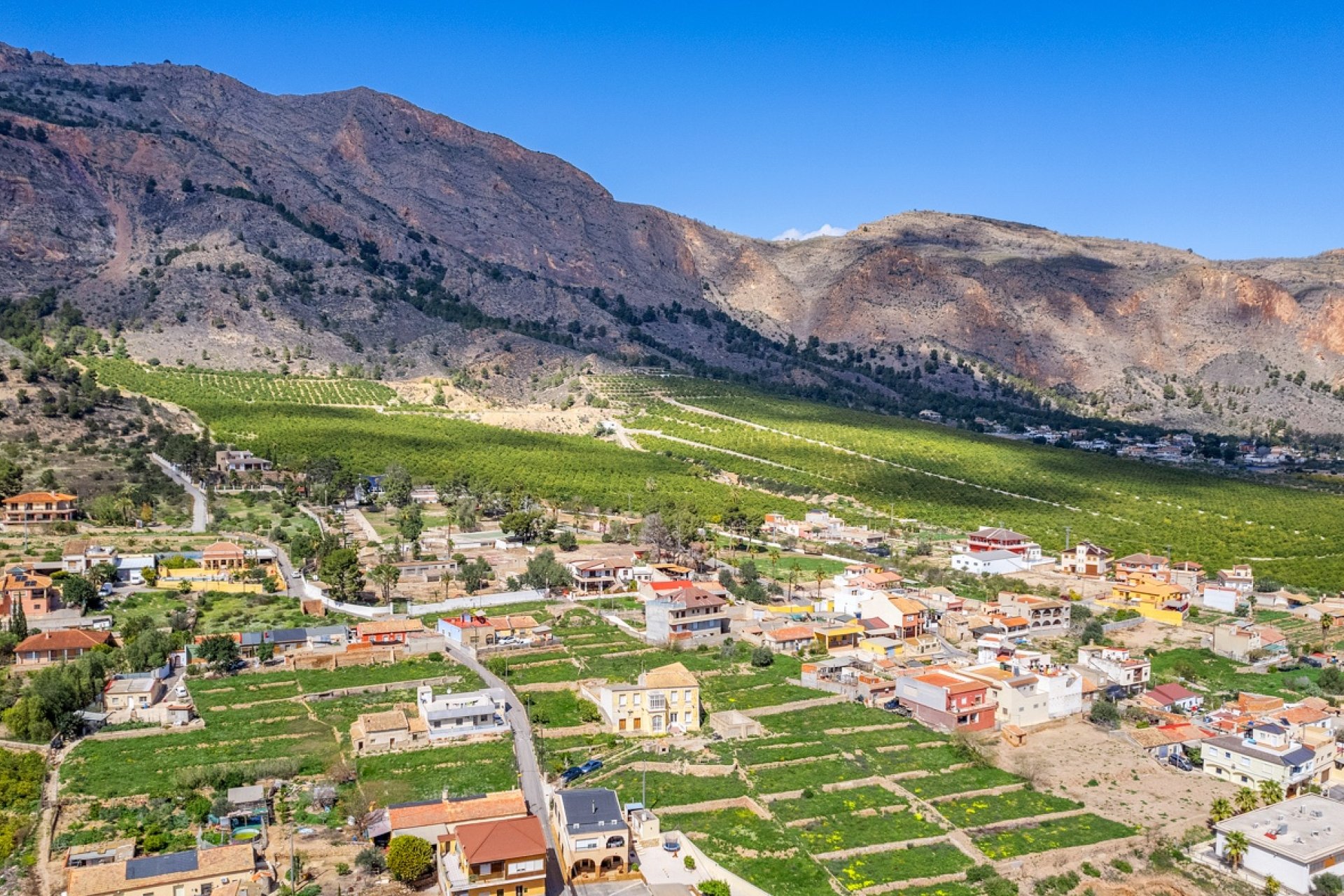 Resale - Estate / Farm / Plot - Orihuela