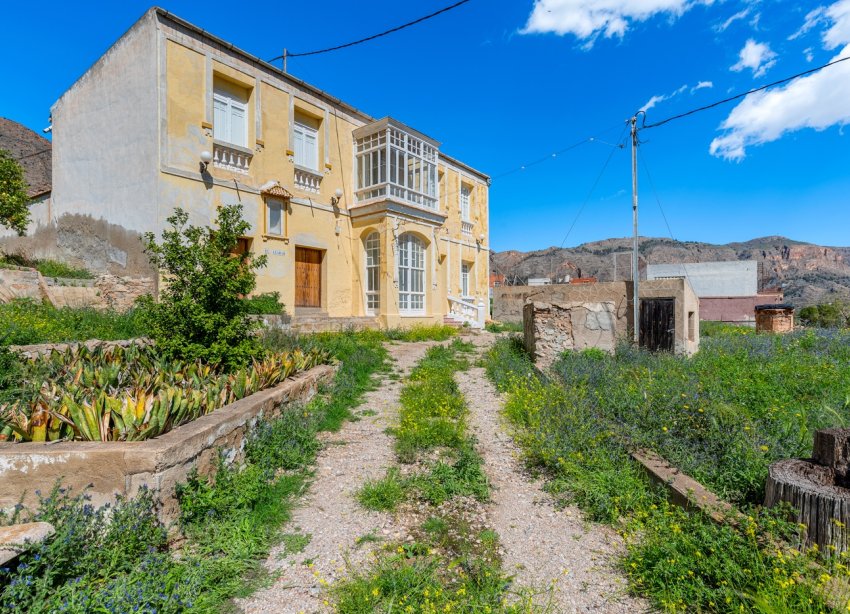 Resale - Estate / Farm / Plot - Orihuela