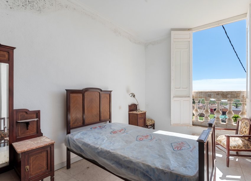 Resale - Estate / Farm / Plot - Orihuela