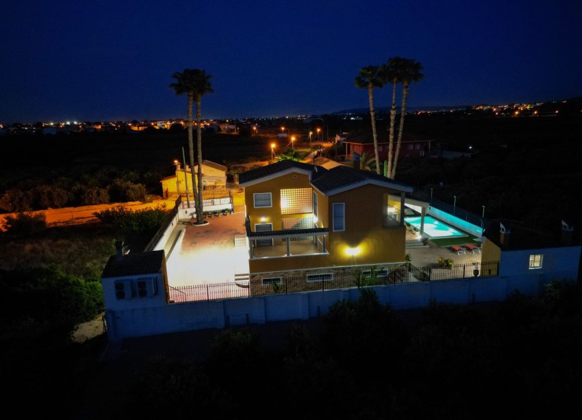 Resale - Estate / Farm / Plot - Orihuela