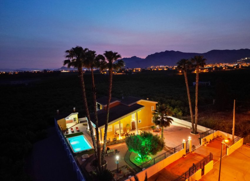 Resale - Estate / Farm / Plot - Orihuela