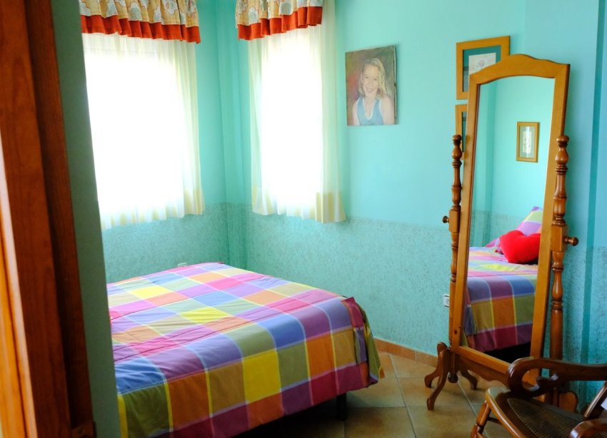 Resale - Estate / Farm / Plot - Orihuela