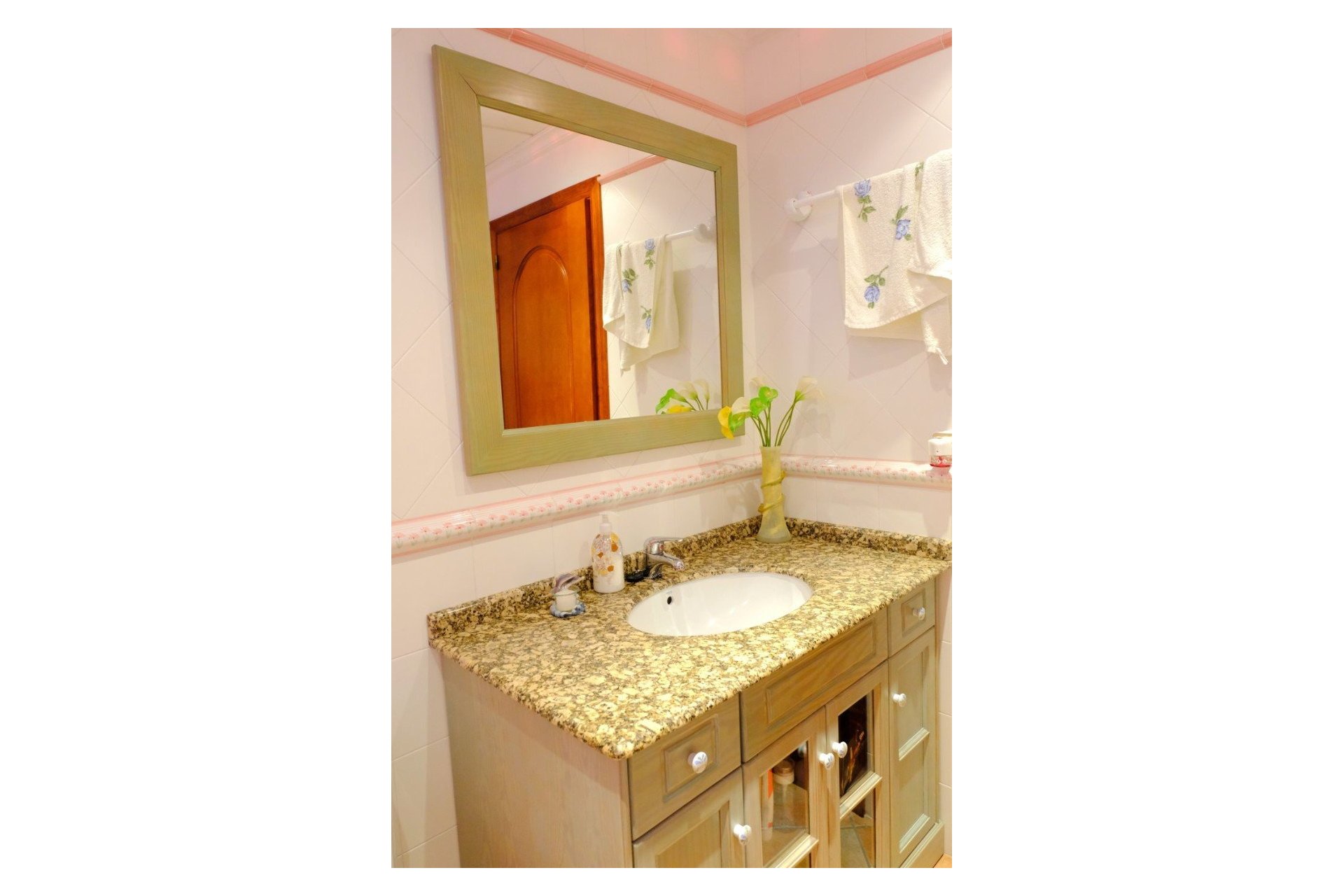 Resale - Estate / Farm / Plot - Orihuela