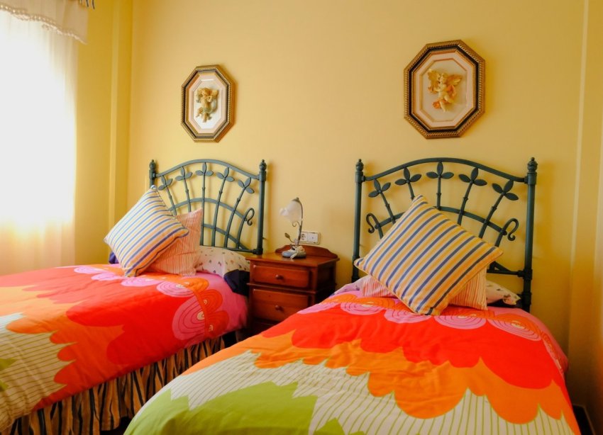 Resale - Estate / Farm / Plot - Orihuela