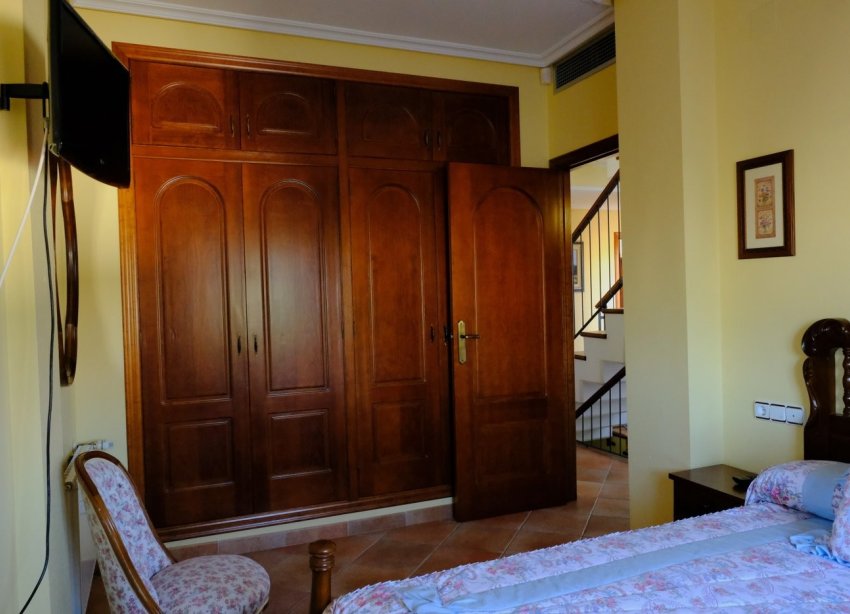 Resale - Estate / Farm / Plot - Orihuela