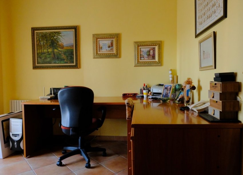 Resale - Estate / Farm / Plot - Orihuela