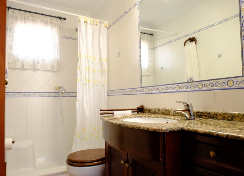 Resale - Estate / Farm / Plot - Orihuela