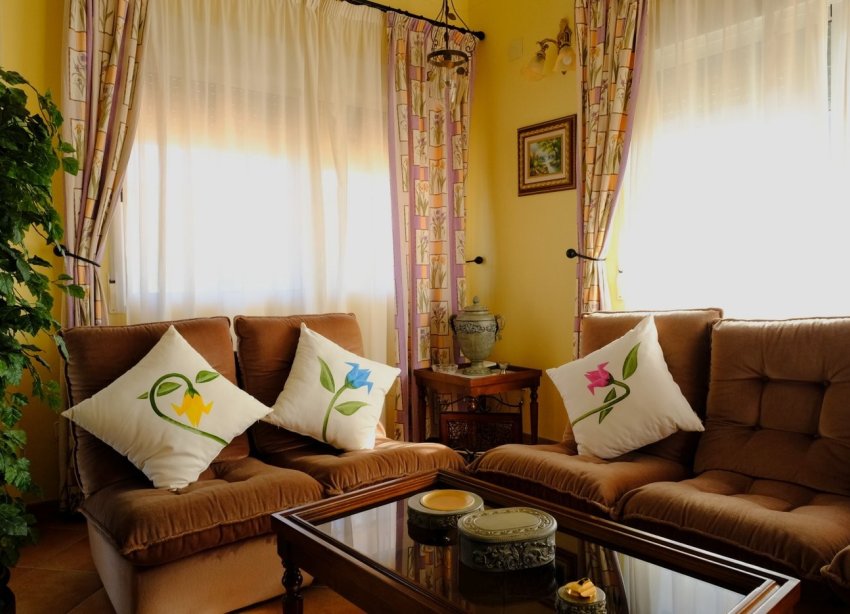 Resale - Estate / Farm / Plot - Orihuela