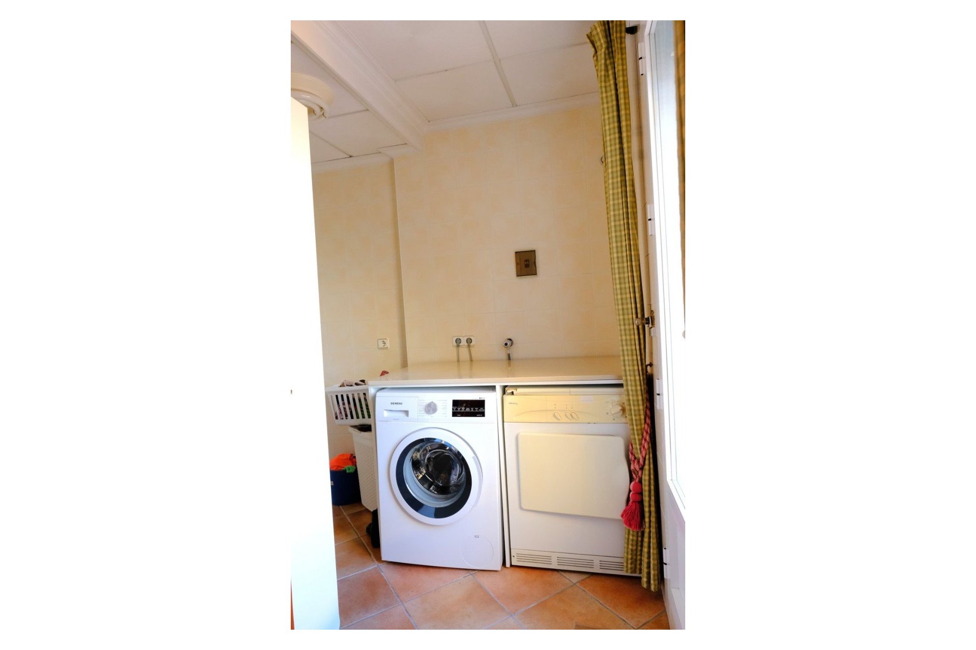 Resale - Estate / Farm / Plot - Orihuela