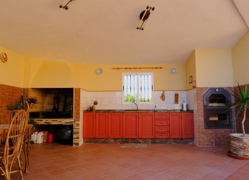 Resale - Estate / Farm / Plot - Orihuela