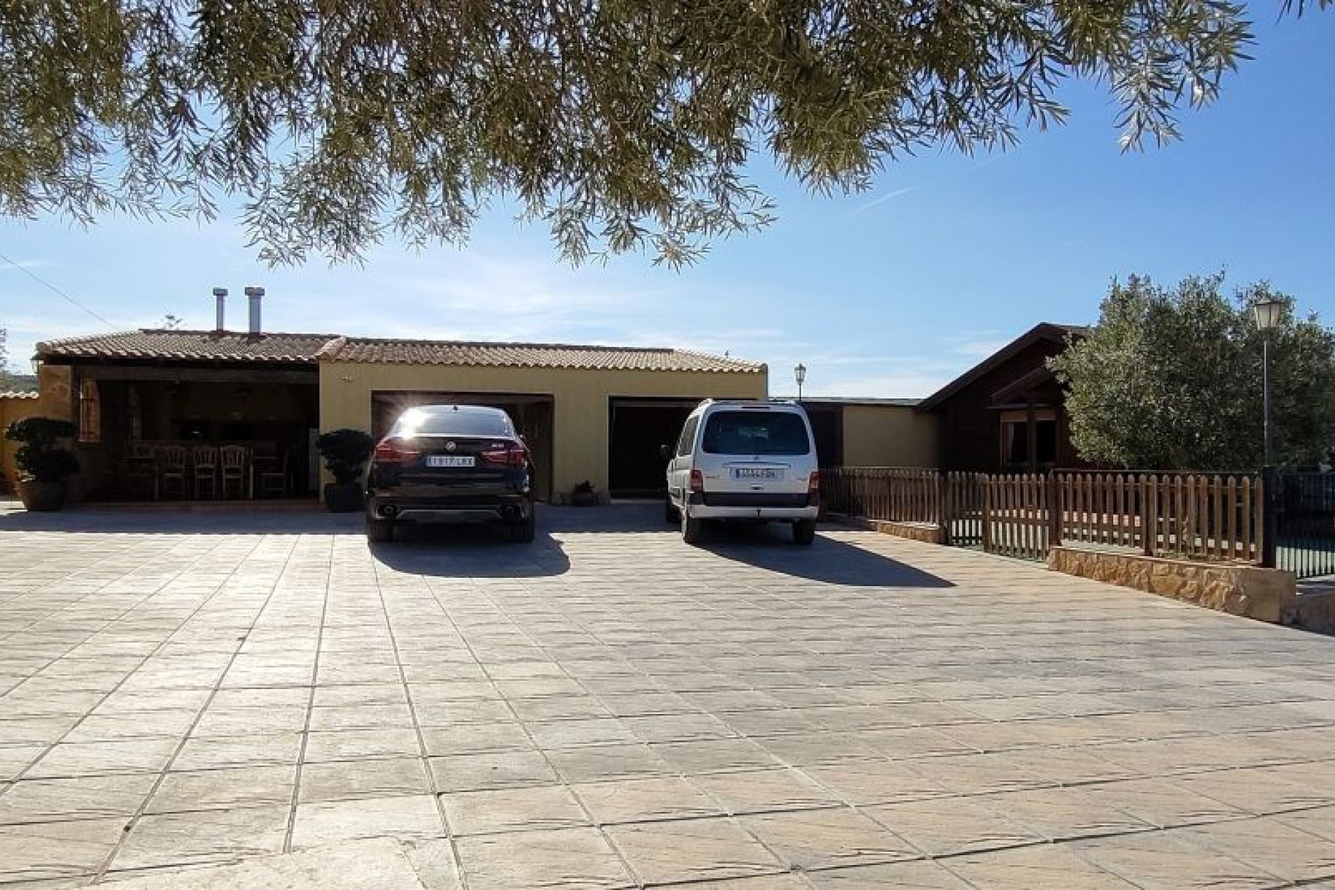 Resale - Estate / Farm / Plot - Orihuela