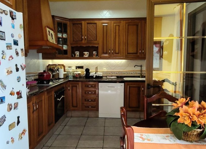 Resale - Estate / Farm / Plot - Orihuela