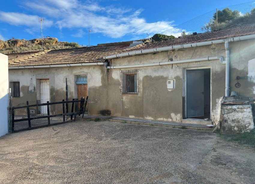 Resale - Estate / Farm / Plot - Rojales - Centro