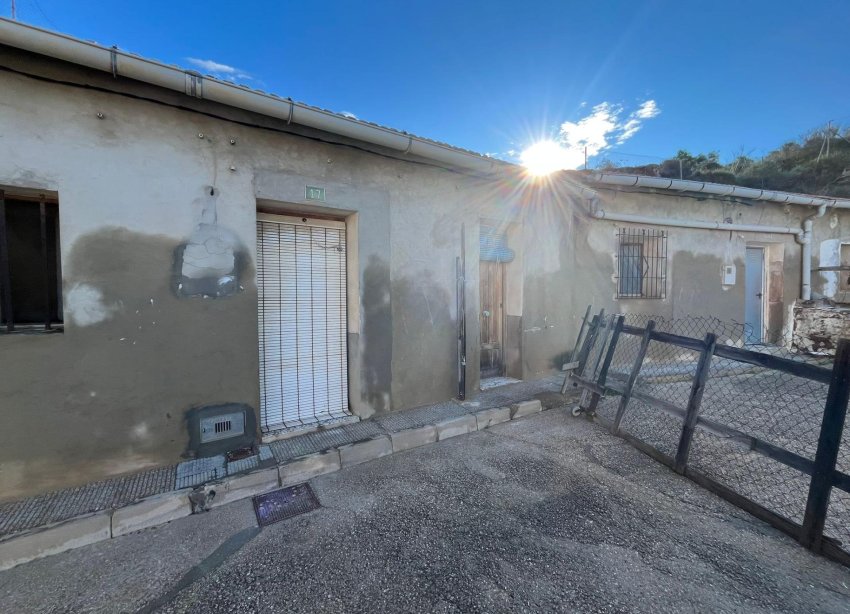 Resale - Estate / Farm / Plot - Rojales - Centro