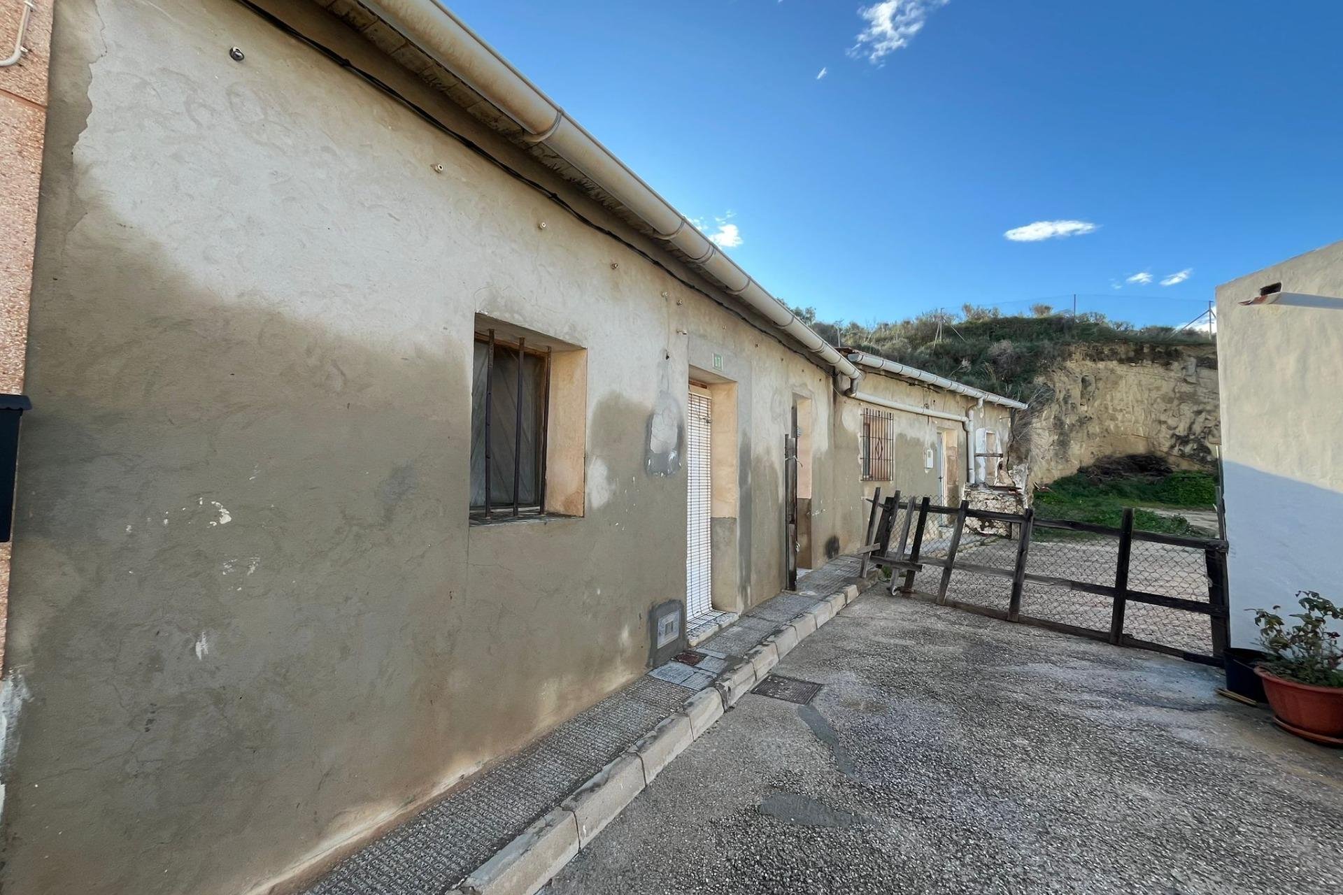 Resale - Estate / Farm / Plot - Rojales - Centro