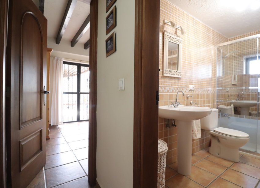 Resale - Farm Estate / Country Property - Albatera - Albatera - Country