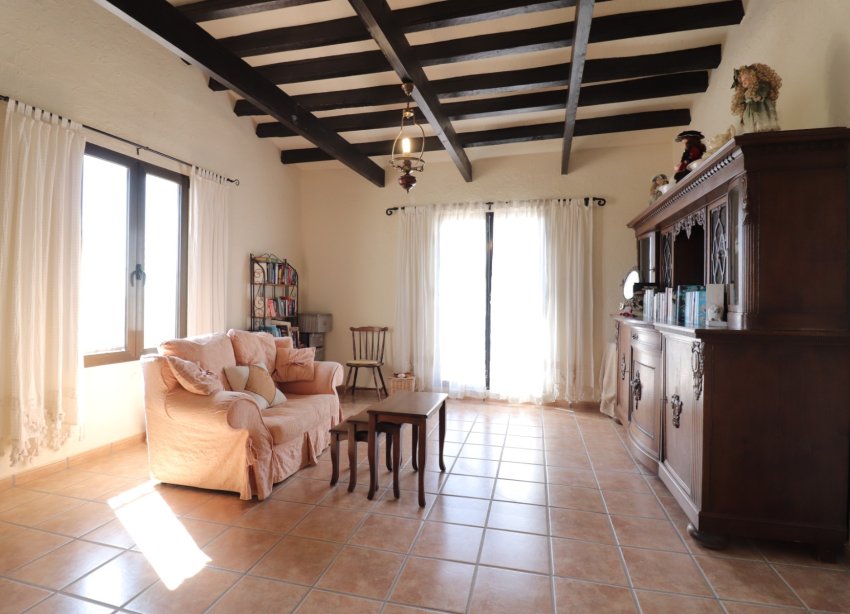 Resale - Farm Estate / Country Property - Albatera - Albatera - Country