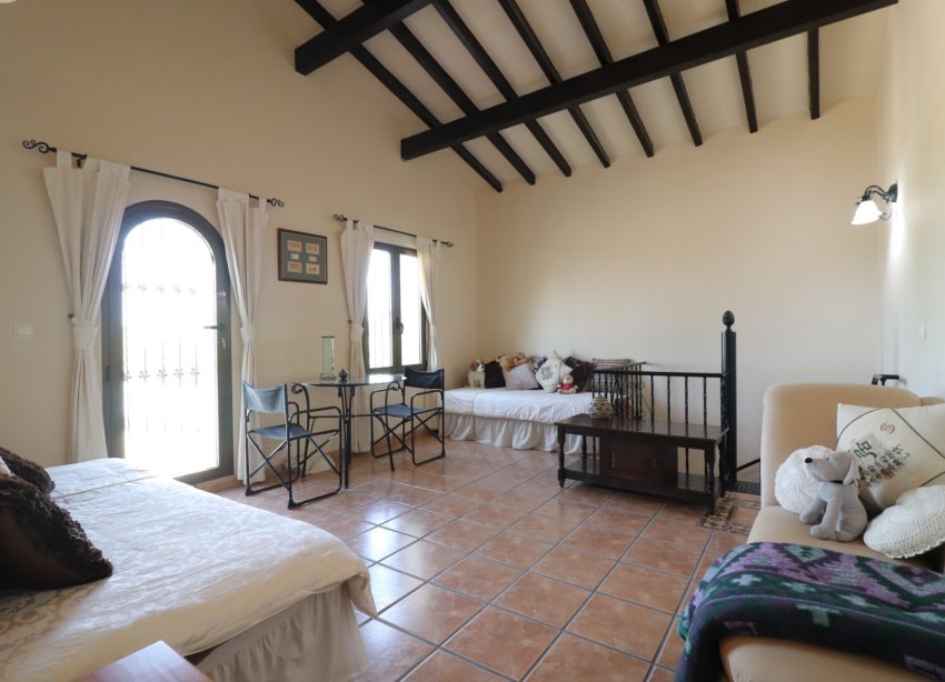 Resale - Farm Estate / Country Property - Albatera - Albatera - Country