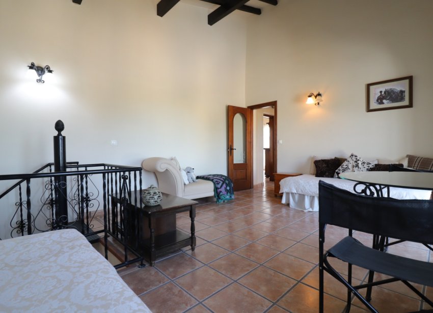 Resale - Farm Estate / Country Property - Albatera - Albatera - Country