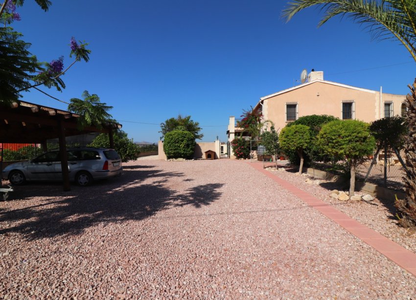 Resale - Farm Estate / Country Property - Albatera - Albatera - Country