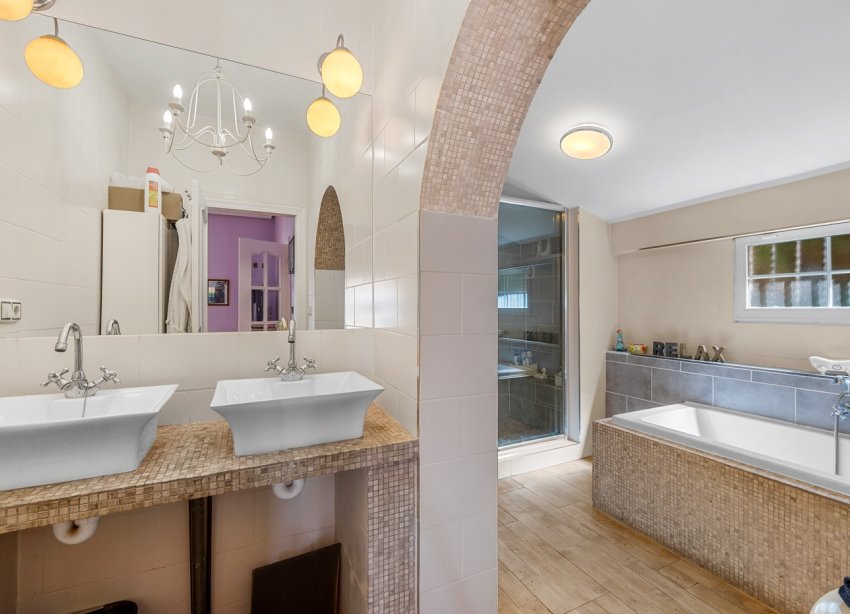 Resale - Farm Estate / Country Property - Almoradí - Las Heredades