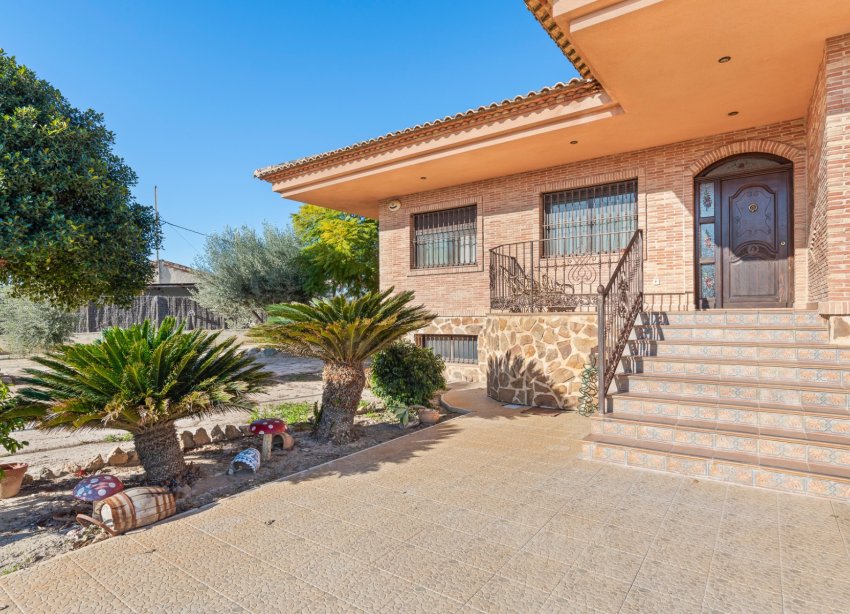 Resale - Farm Estate / Country Property - Beniel - Carretera de Beniel