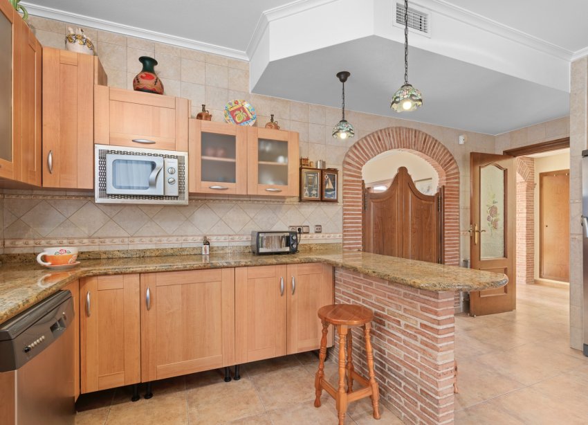 Resale - Farm Estate / Country Property - Beniel - Carretera de Beniel