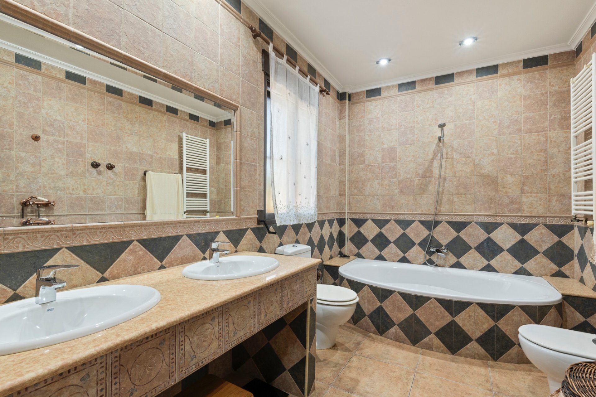 Resale - Farm Estate / Country Property - Beniel - Carretera de Beniel